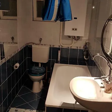 Aviator Apartman 아파트 *