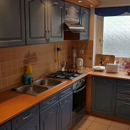 아파트 Aviator Apartman