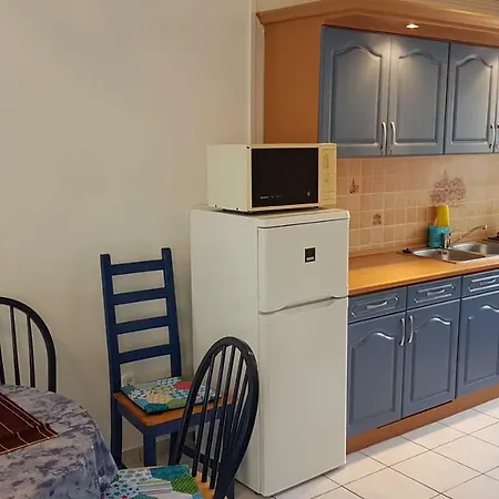 아파트 Aviator Apartman 에게르