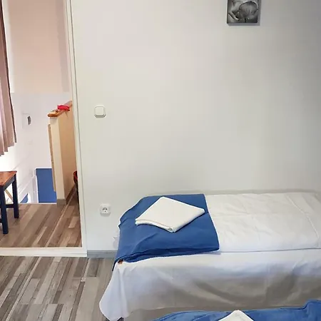 Aviator Apartman 아파트