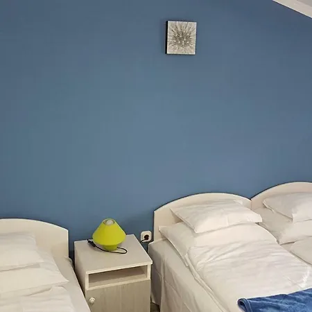 Aviator Apartman 아파트 *