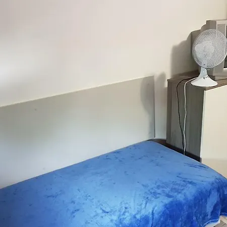 Aviator Apartman * 에게르